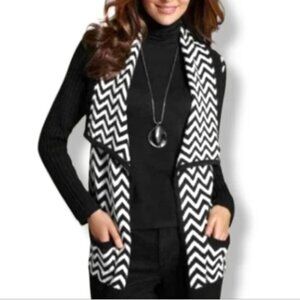 CHICO'S Black and White Chevron Open Front Knit Vest - Size 3 (XL)